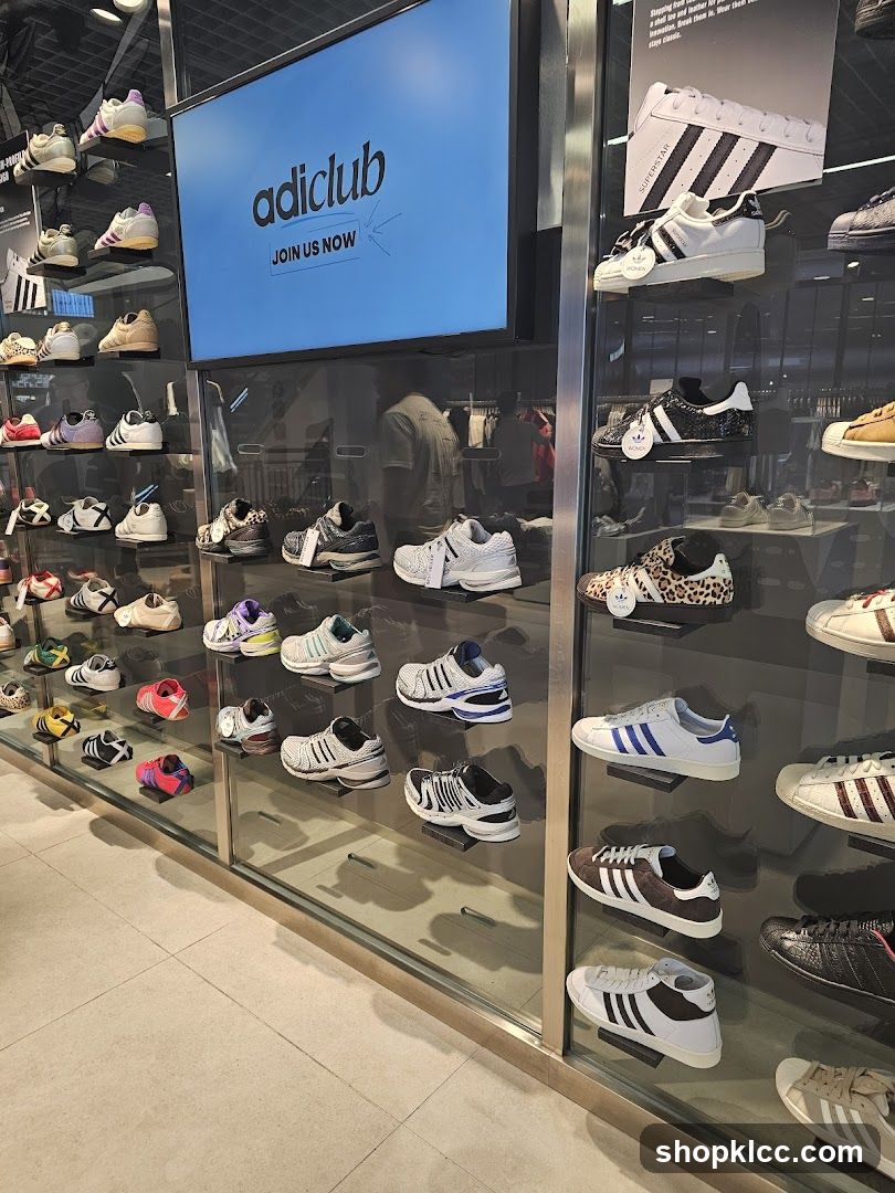 Adidas Store Display