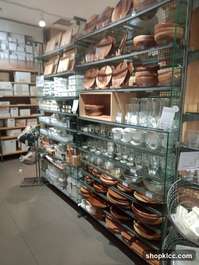 Kitchenware Display
