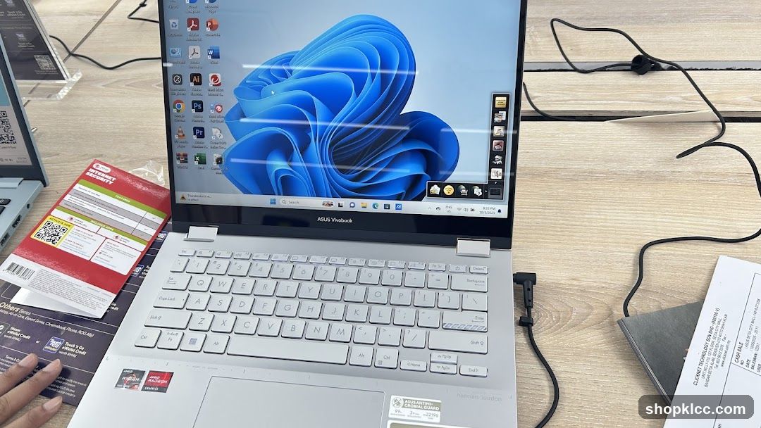 ASUS Vivobook Laptop