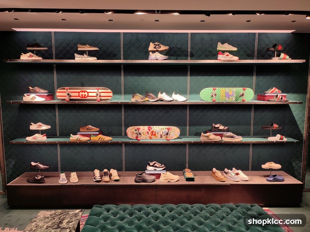 Shoe Display