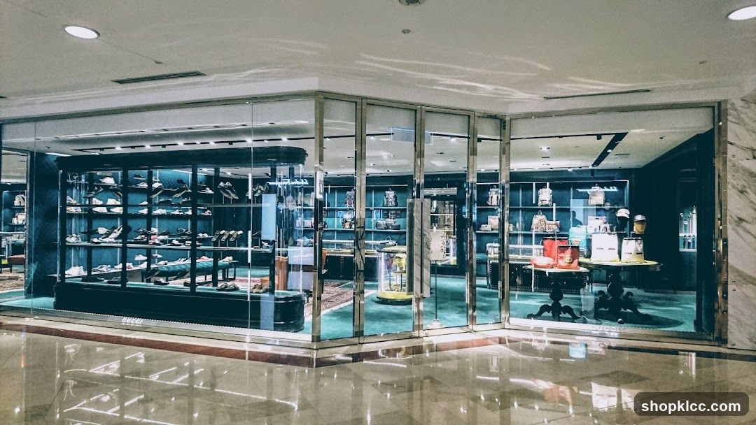 Gucci Storefront