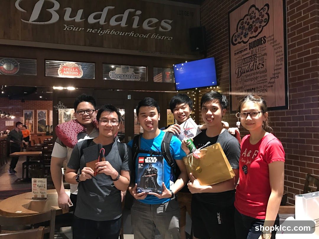 Group of friends at Buddies bistro