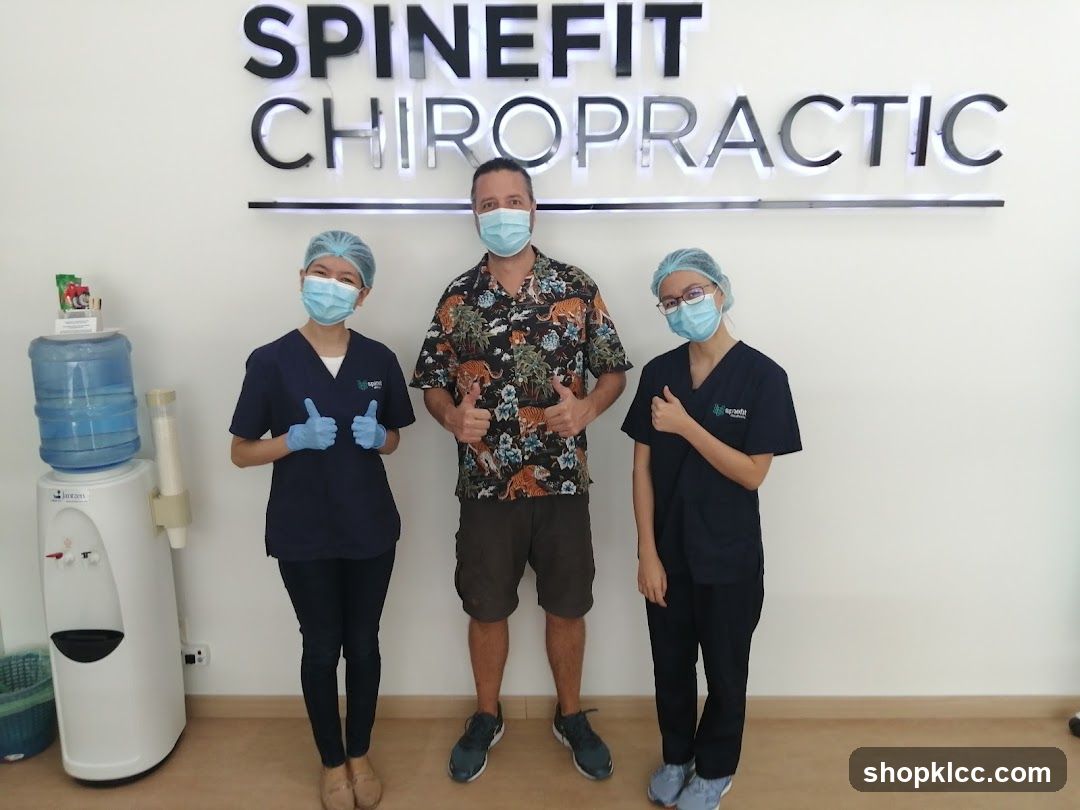 Spinefit Chiropractic Staff with Patient