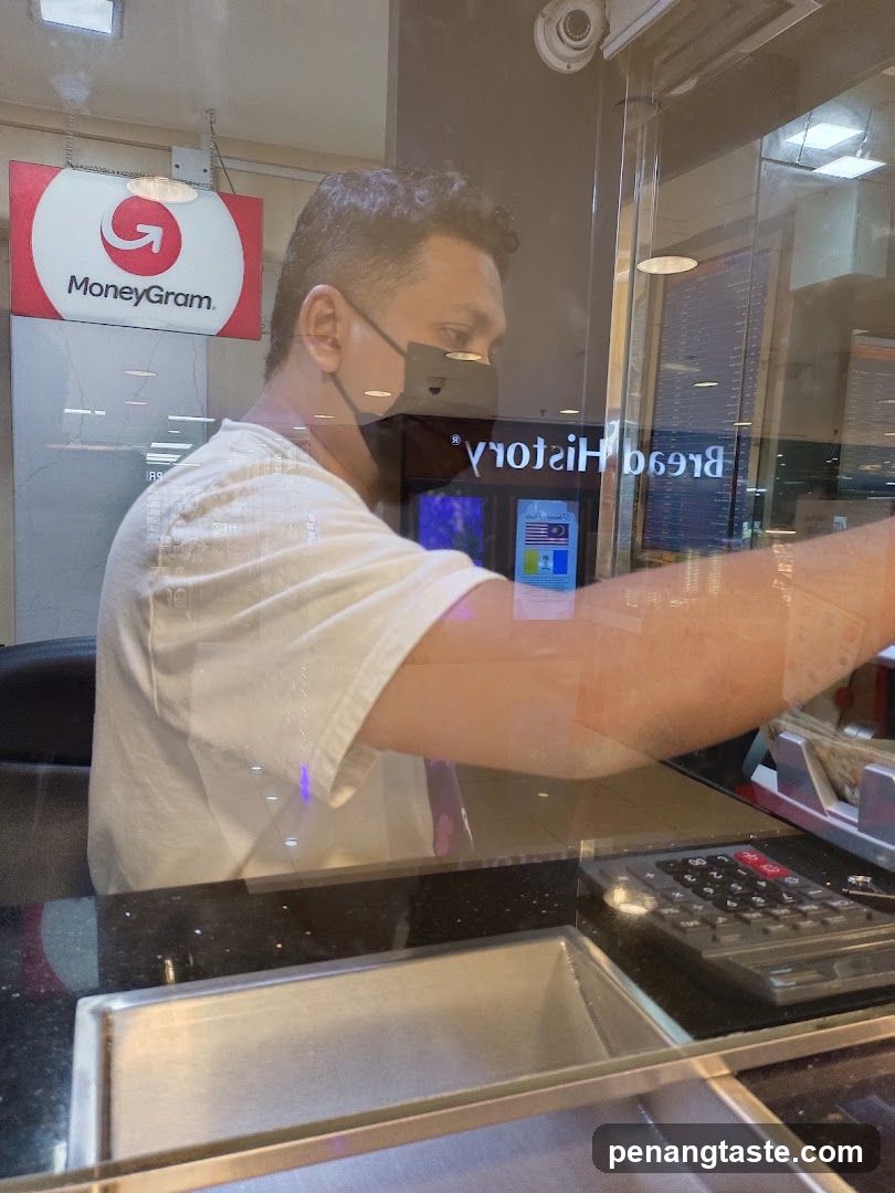 MoneyGram Counter