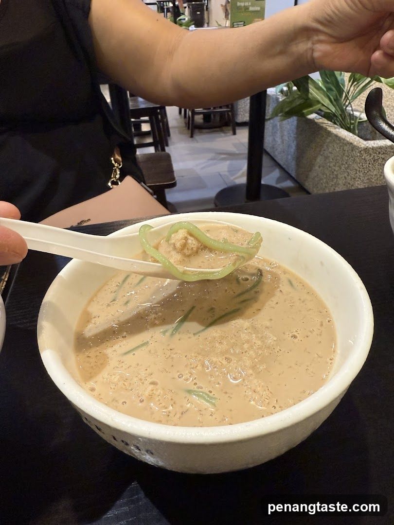Dessert with Green Jelly Noodles
