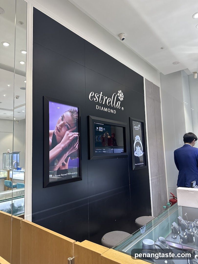 Estrella Diamond Store Interior
