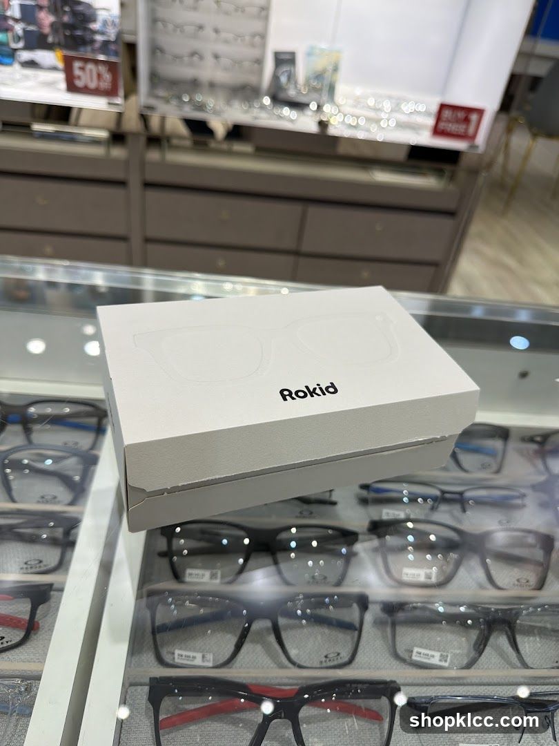 Eyeglasses Display
