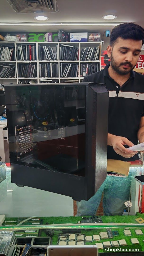 Computer Store Display