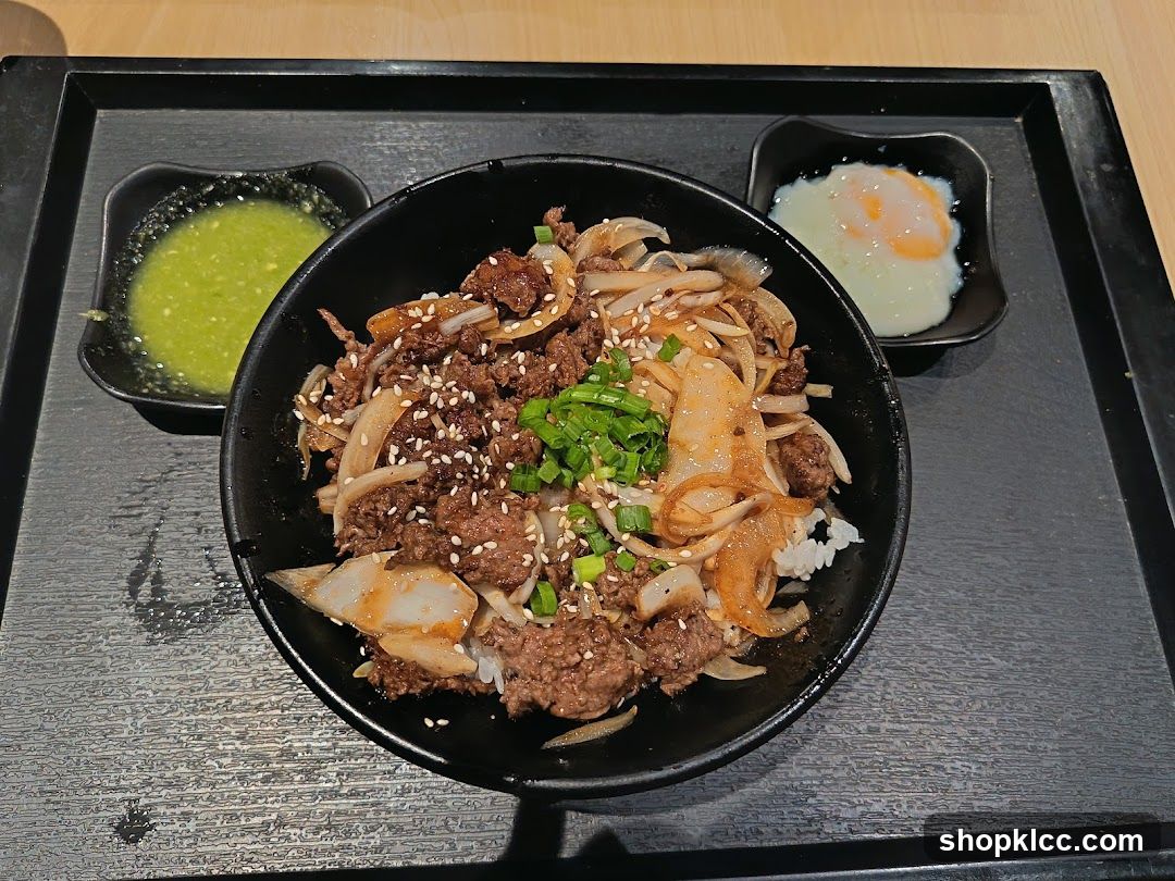 Beef Bowl with Sides