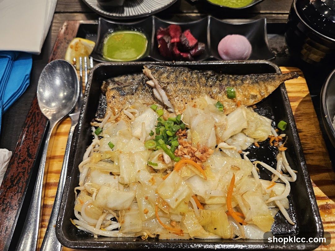 Saba Fish with Vegetables