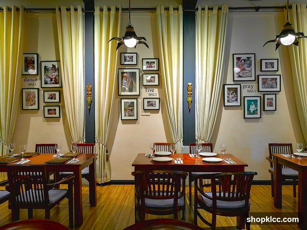 Restaurant Interior with Balinese Decor