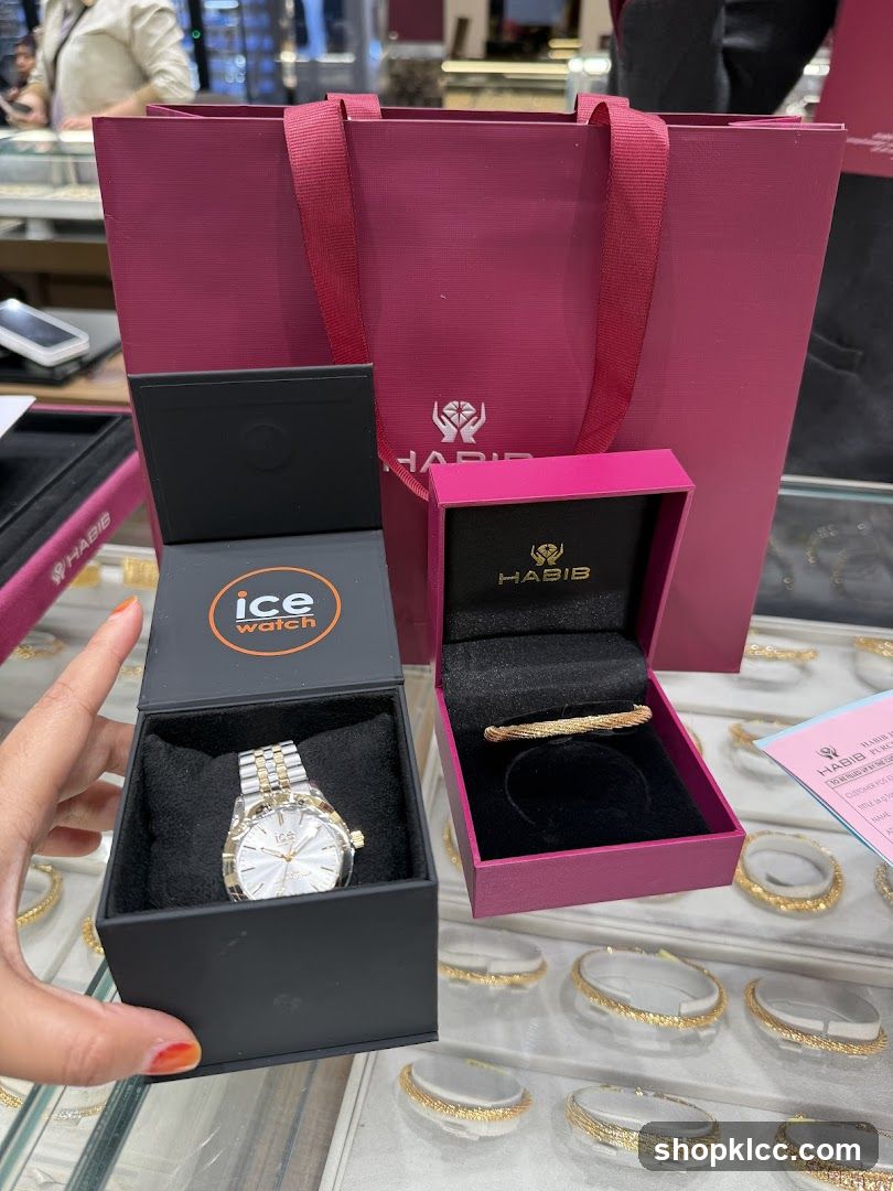 Jewelry Store Display