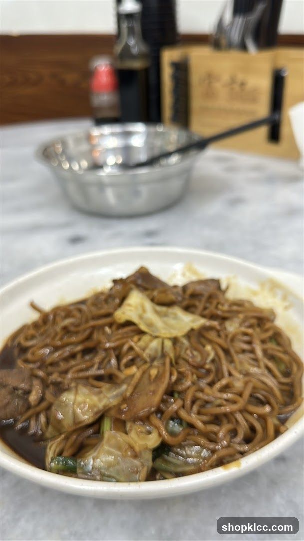 Noodle Dish with Soy Sauce and Vegetables