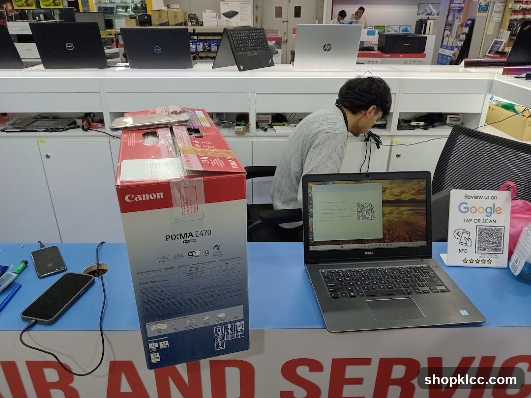 Electronics Store Display