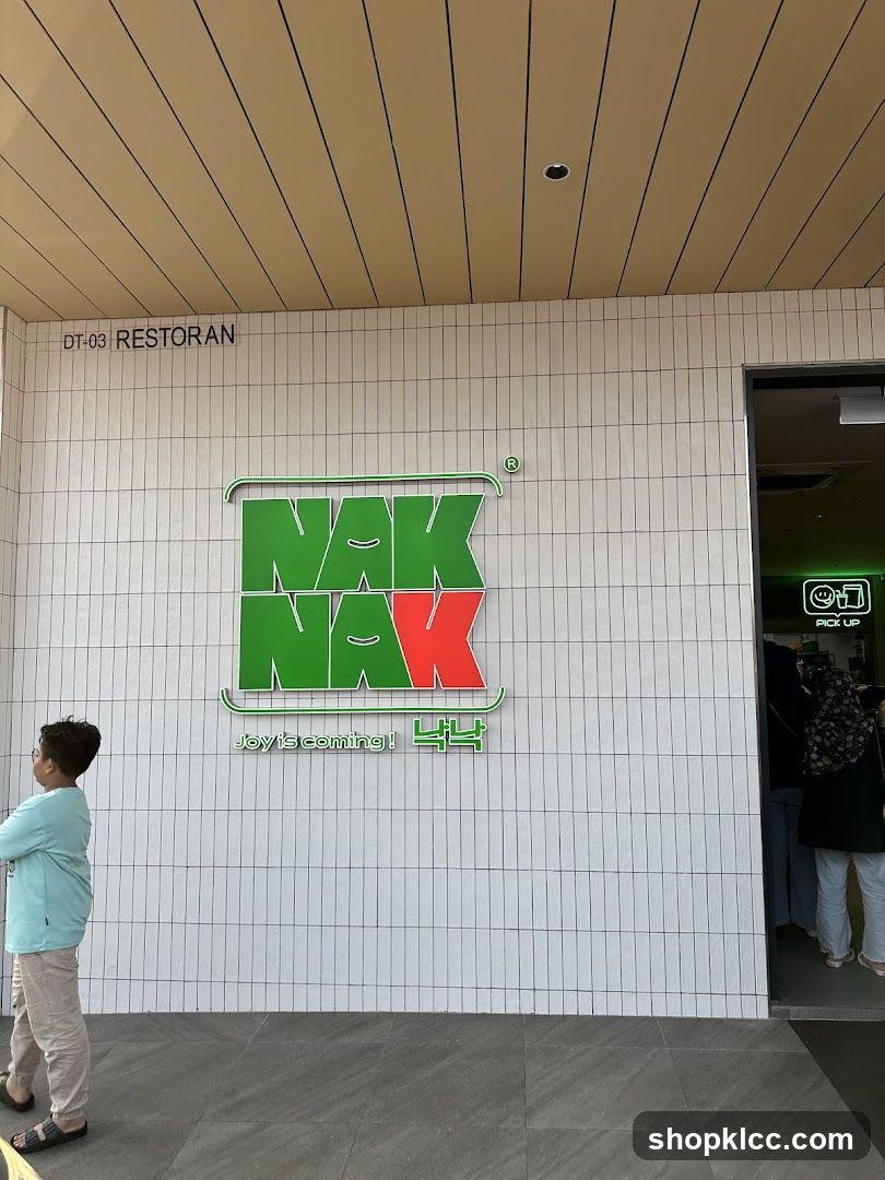 NakNak 낙낙