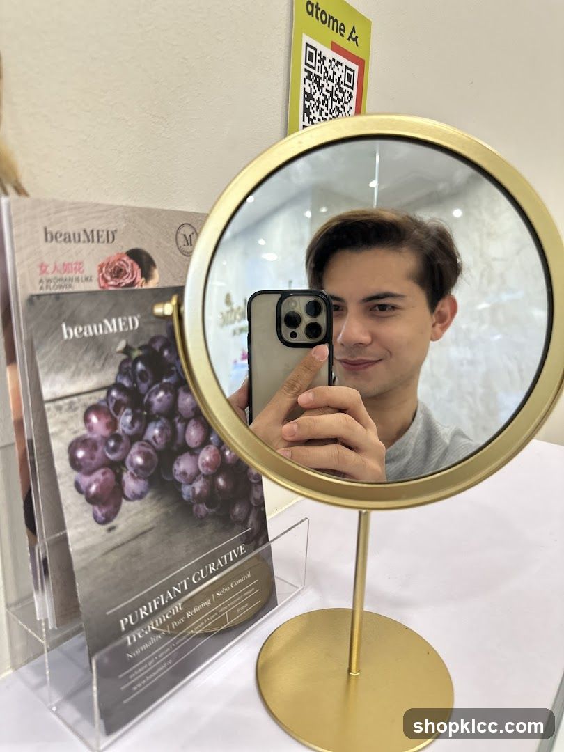 Man taking a selfie in a mirror