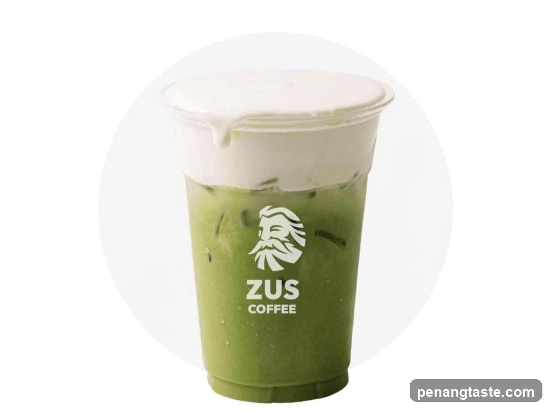 Iced Matcha Latte with Cream