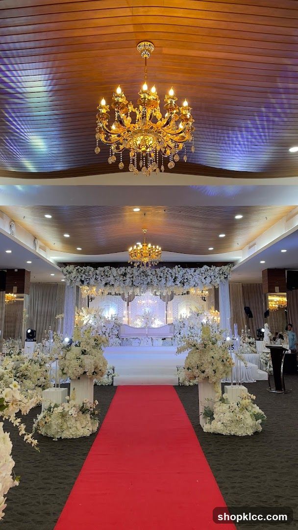 Elegant Wedding Venue Setup