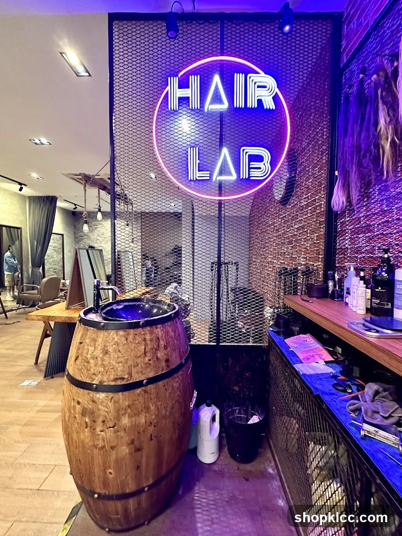 Hair Lab Interior