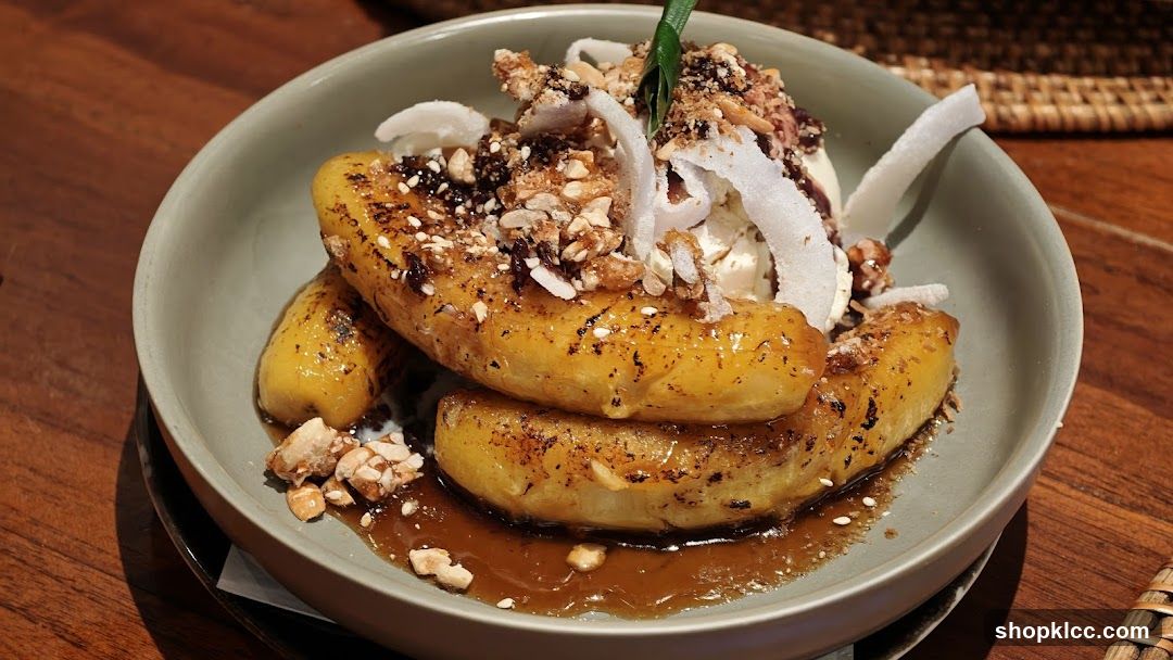 Caramelized Bananas with Ice Cream