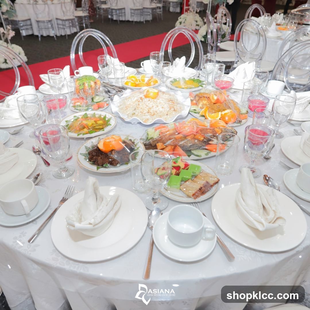 Wedding Reception Table Setting
