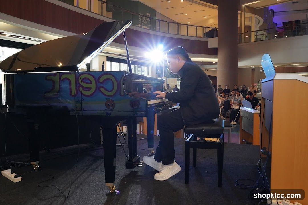 Piano Performance in Mall