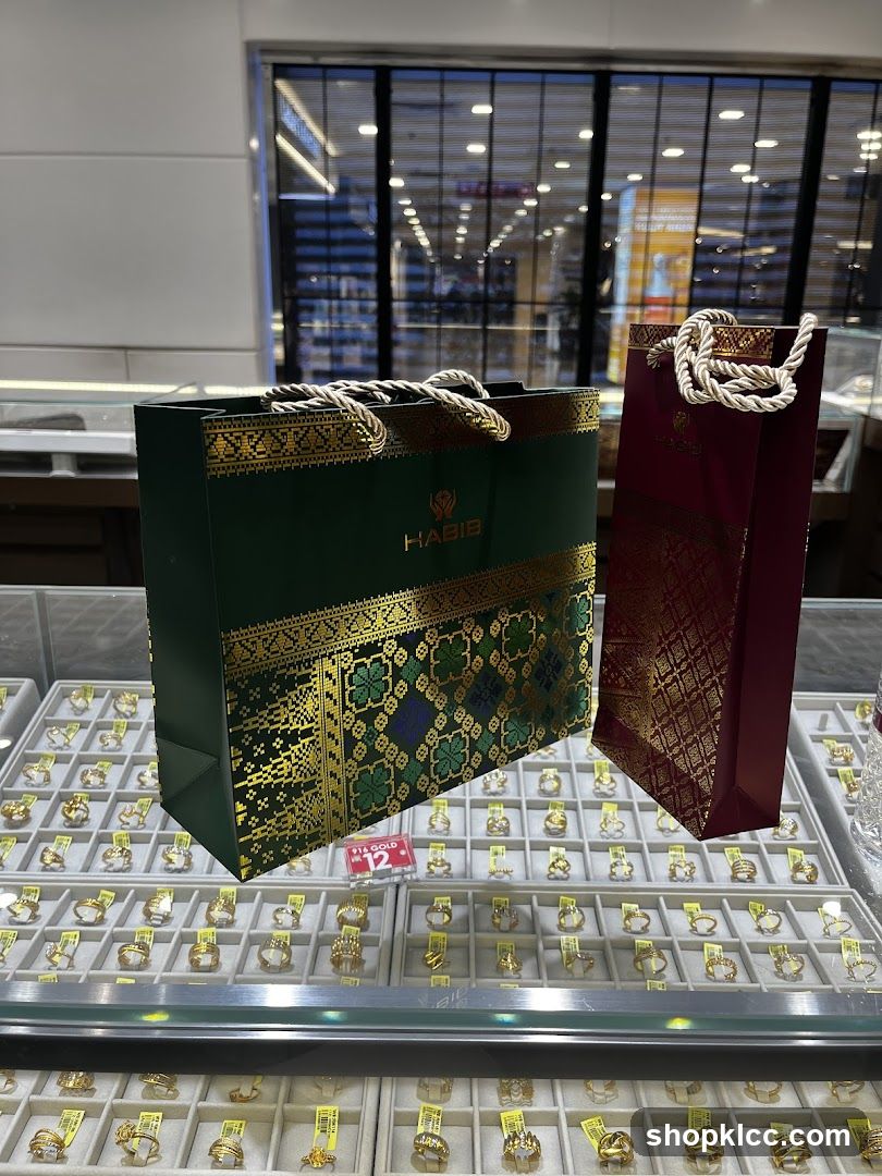 Jewelry Display with Branded Bags