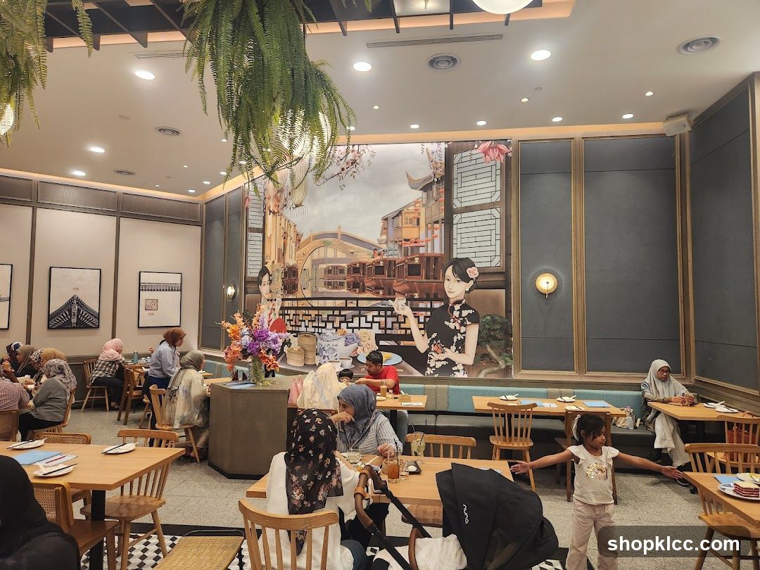 Restaurant Interior with Asian-Inspired Decor