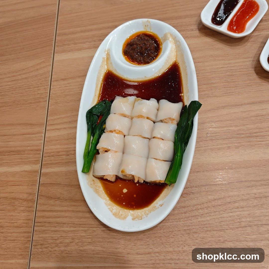 Steamed Rice Rolls with Shrimp