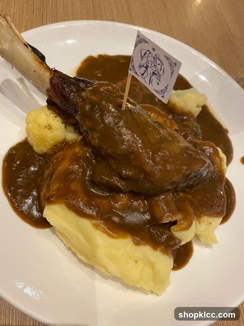 Lamb Shank with Mashed Potatoes
