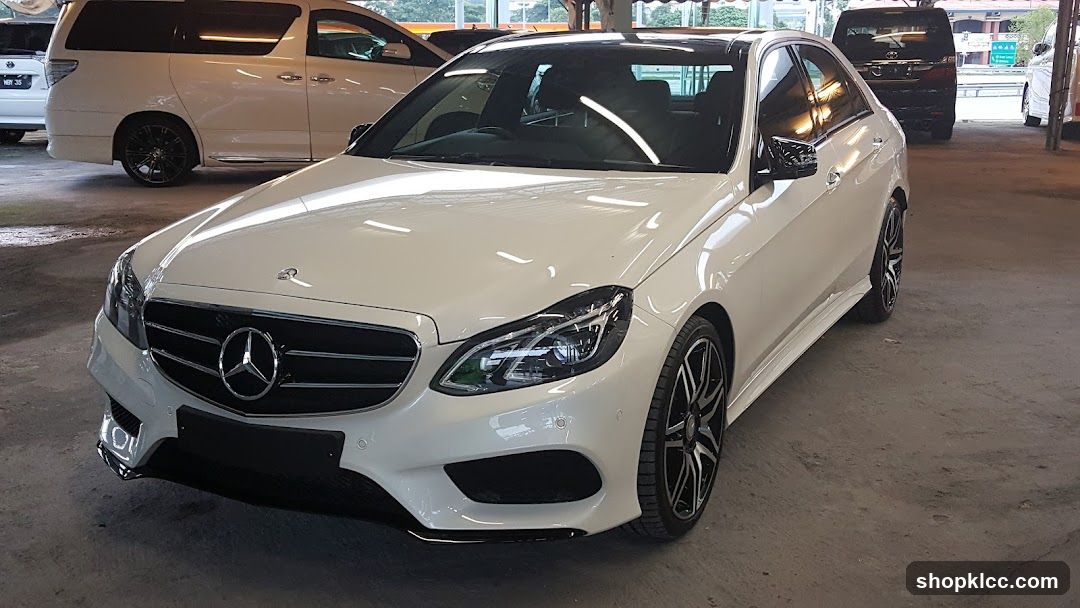 White Mercedes-Benz E-Class Sedan