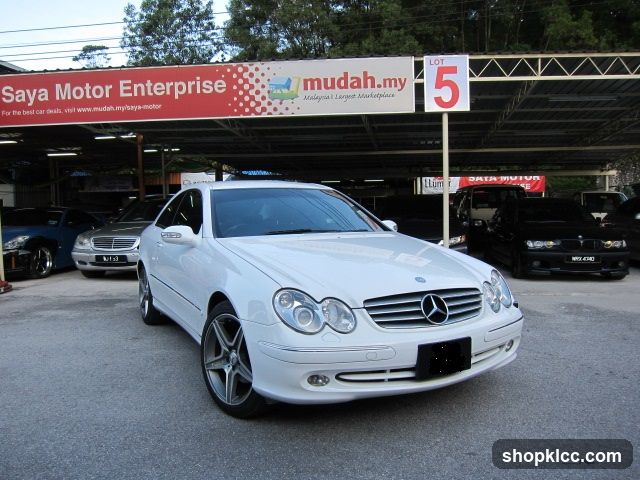 Car Dealership Exterior