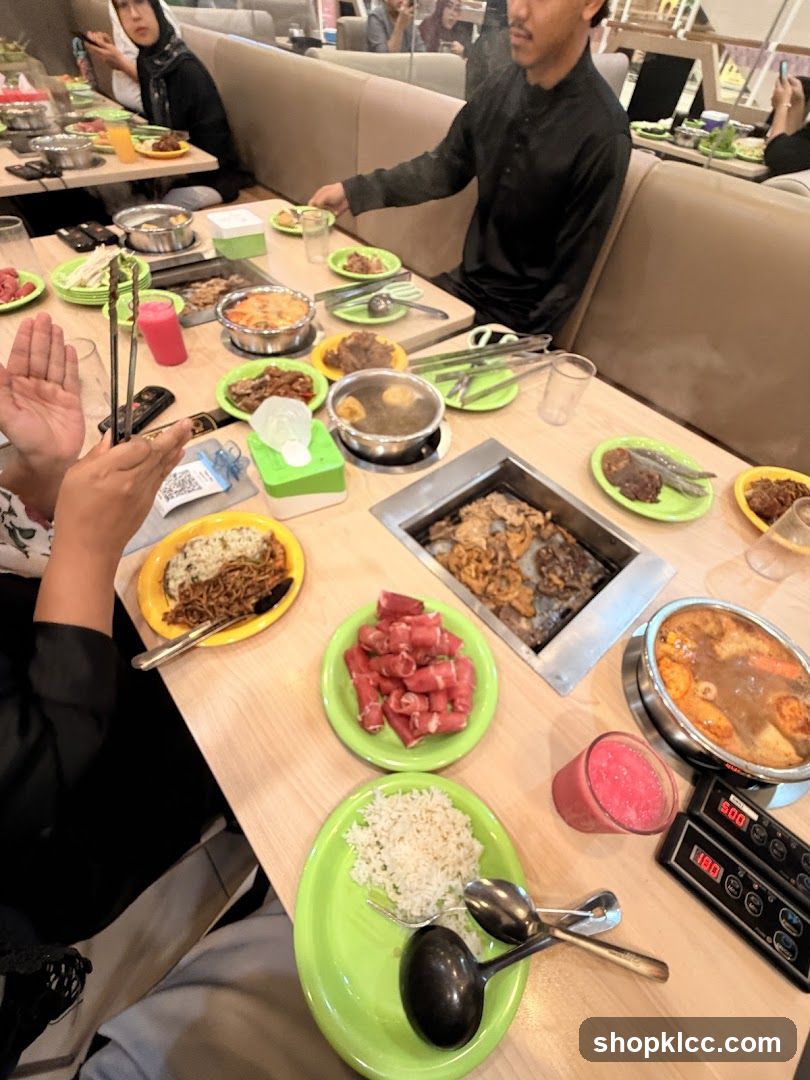Hot Pot Dining