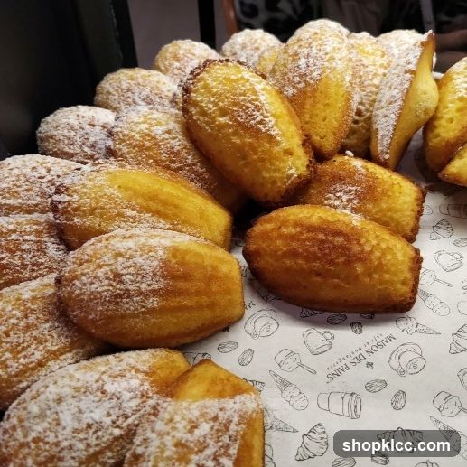 Madeleines Display