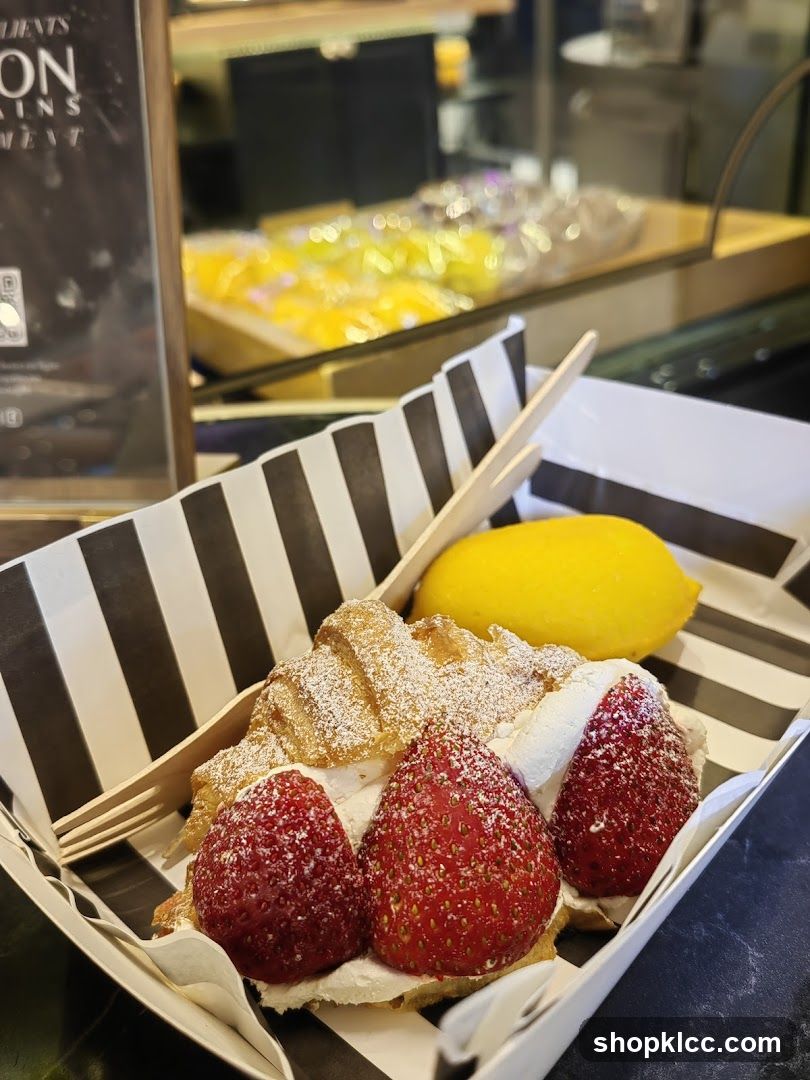 Strawberry and Lemon Pastry