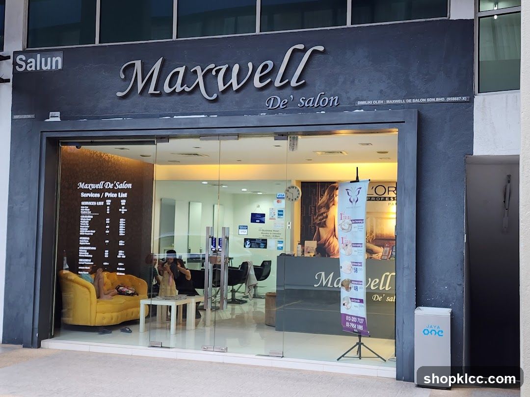 Maxwell De'Salon
