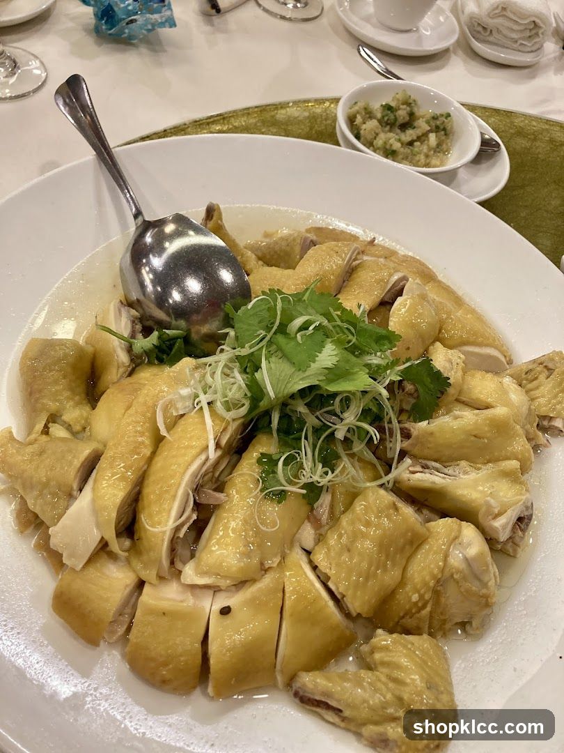 Steamed Chicken with Garnish