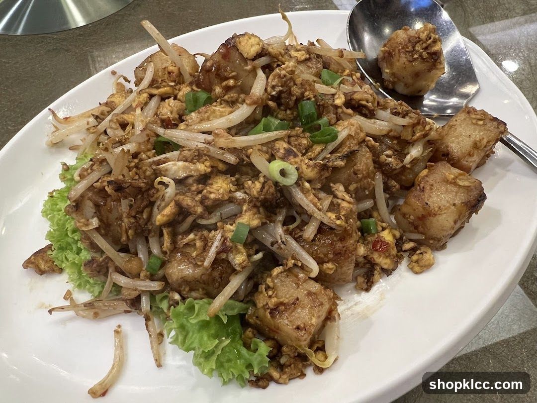 Stir-fried Tofu with Bean Sprouts and Egg