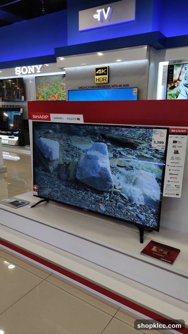 Electronics Store Display