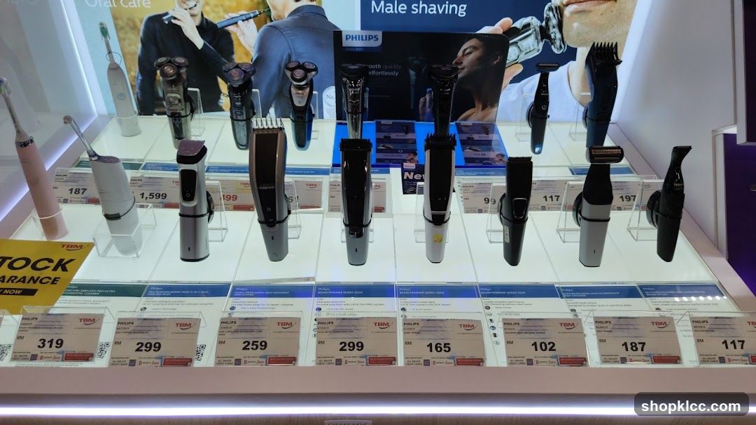 Philips Grooming Products Display