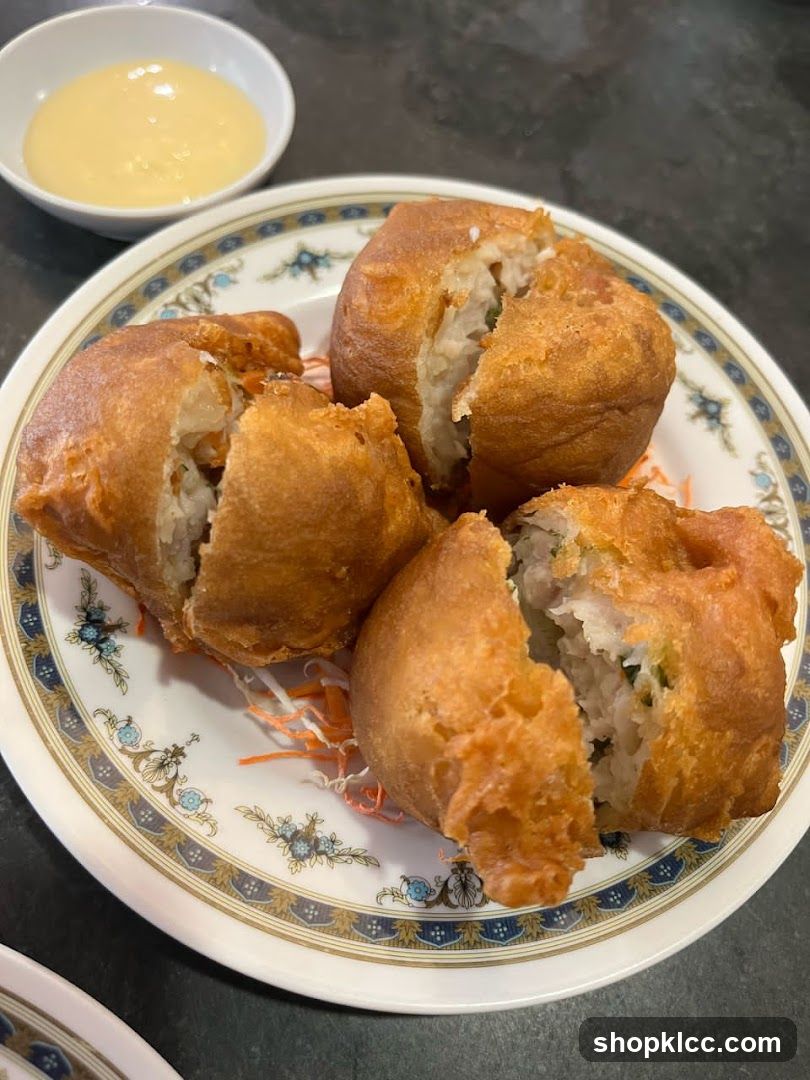 Fried Dumplings with Sauce