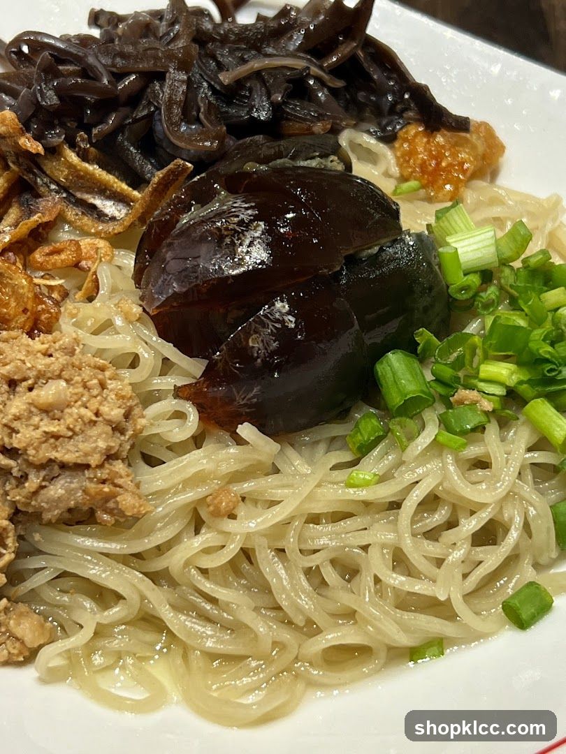 Noodle Dish with Tofu and Greens