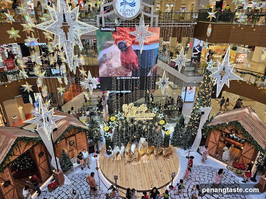 Christmas Decorations in a Mall