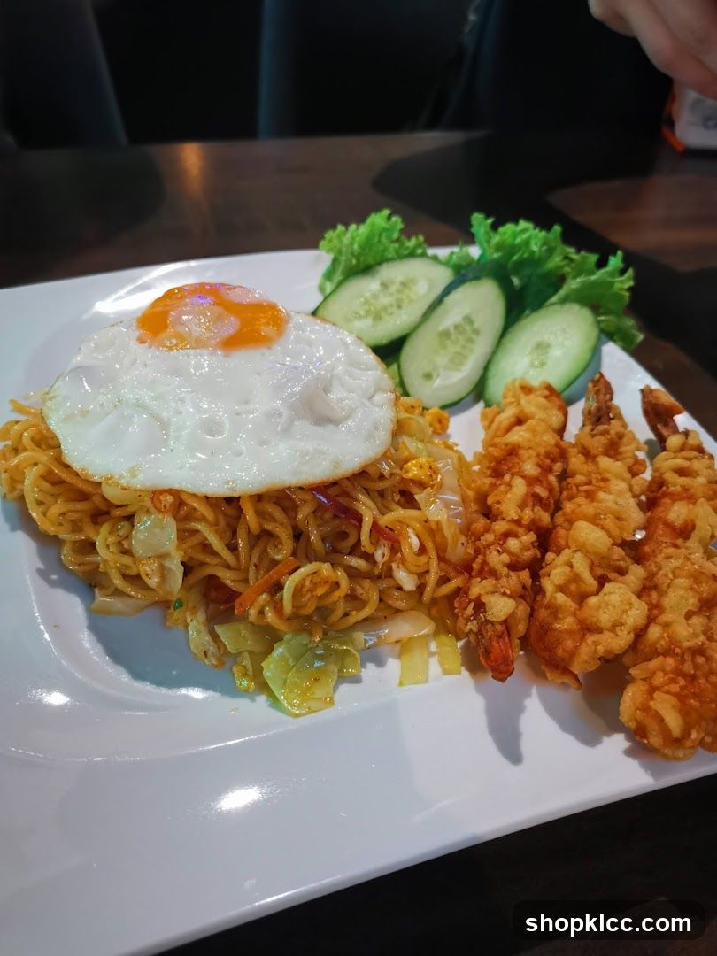 Fried Noodles with Egg and Tempura Shrimp