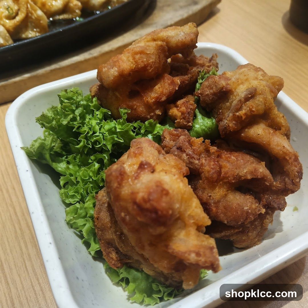 Fried Chicken with Lettuce