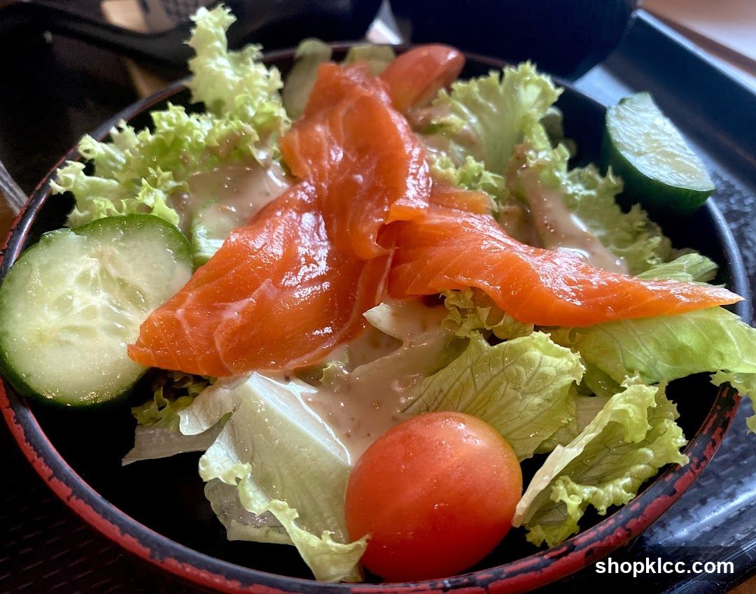 Salmon Salad Bowl