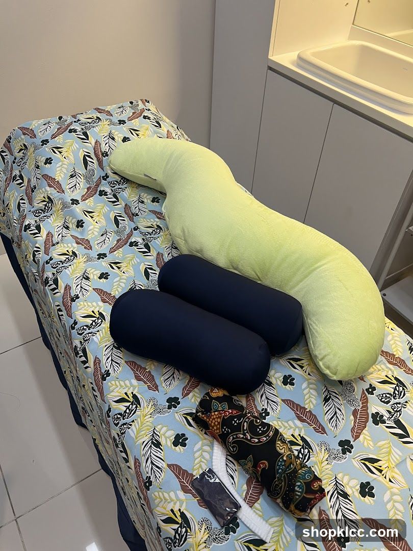 Massage Table Setup