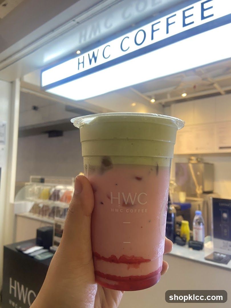 Strawberry Matcha Drink