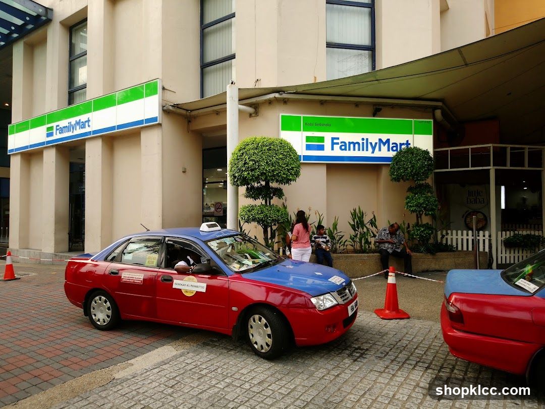 FamilyMart