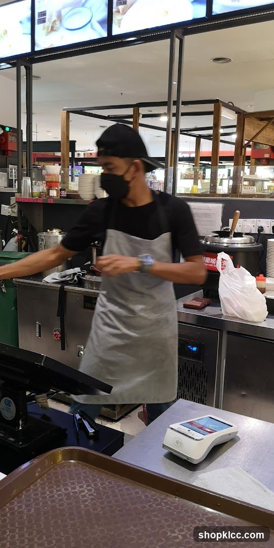 Food stall worker